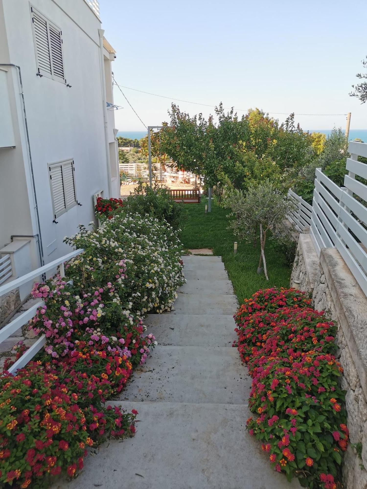 Vill'Aura Apartment Vieste Bagian luar foto